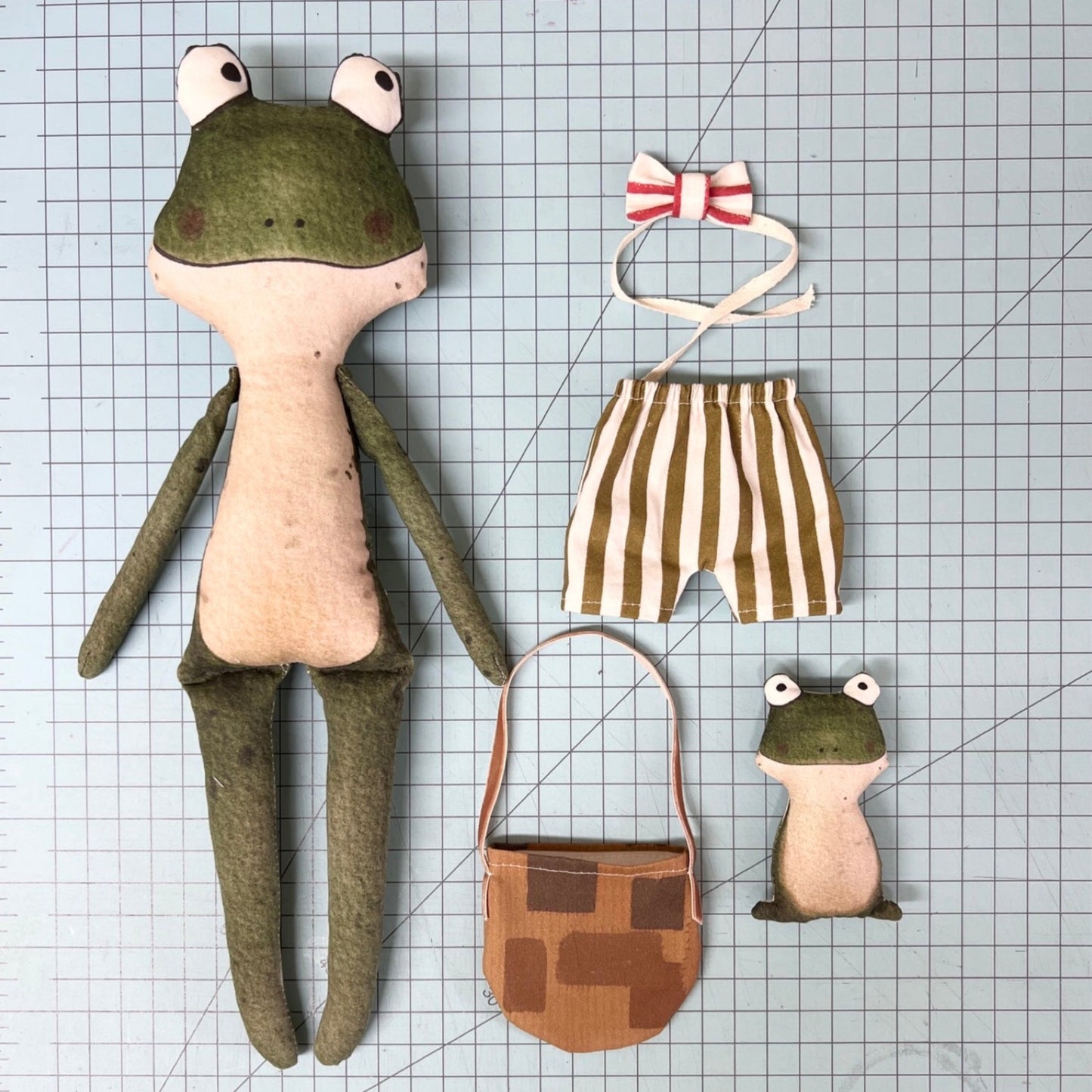 DIY Frog Doll