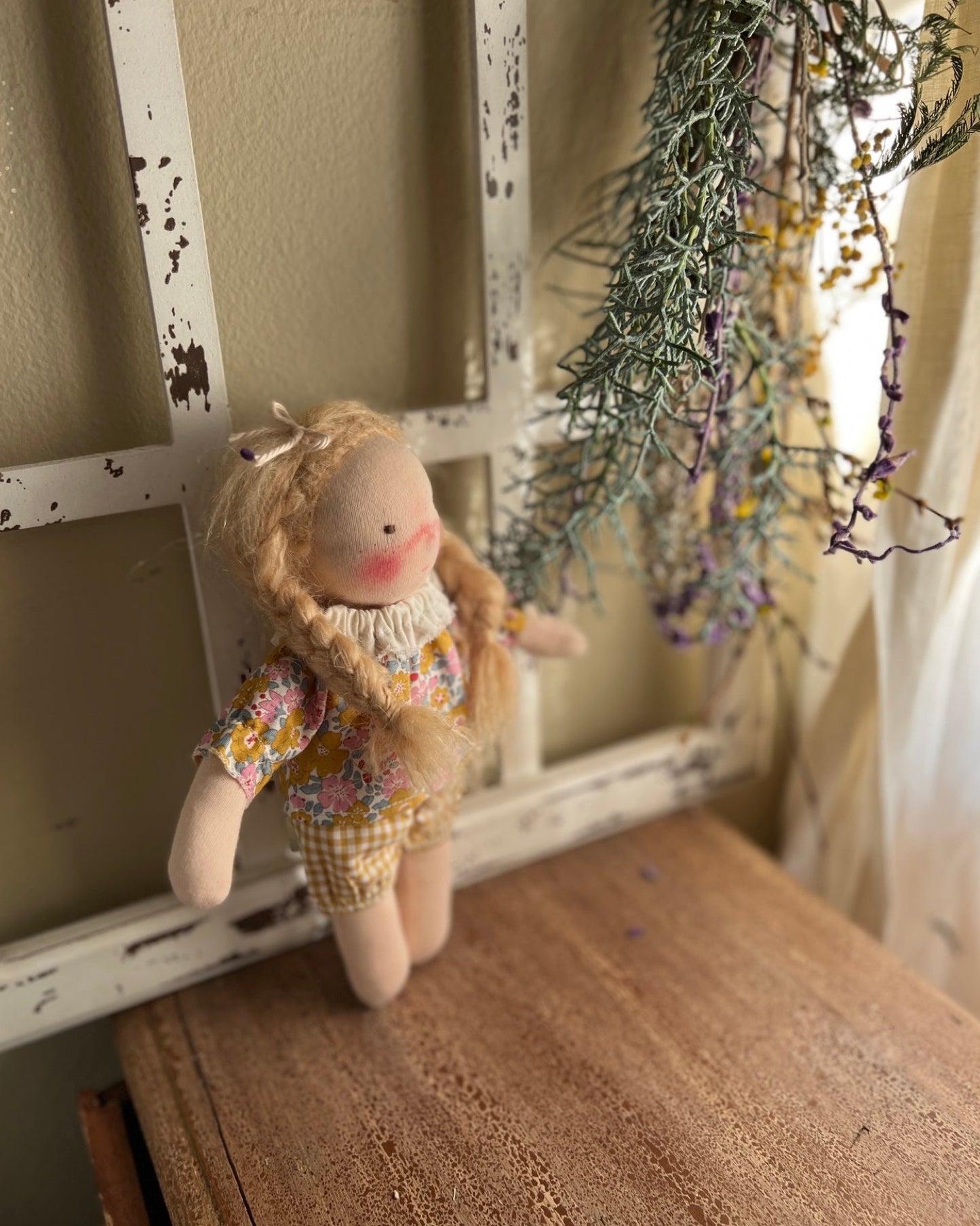 Medium Waldorf-Inspired Standing Doll – Kindred Friends | Emma