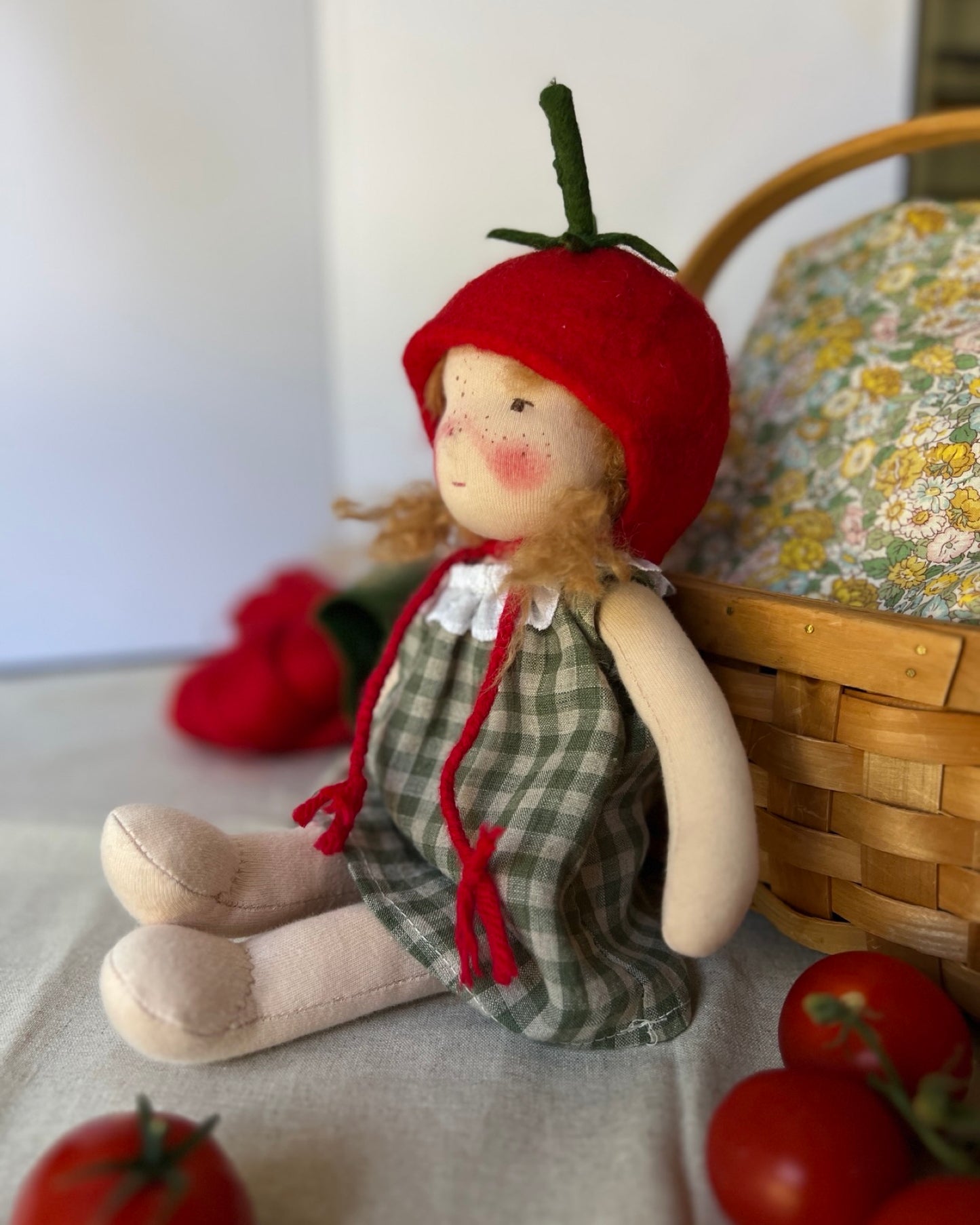 Tomato Friend Dress-Up|Fair Skin